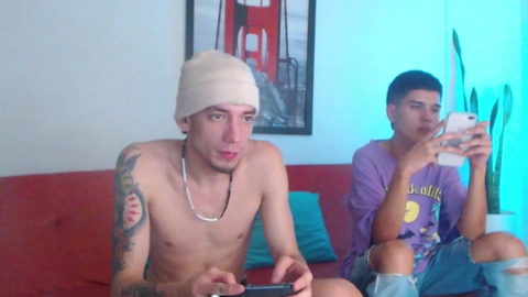fratguysonline  08-10-2022